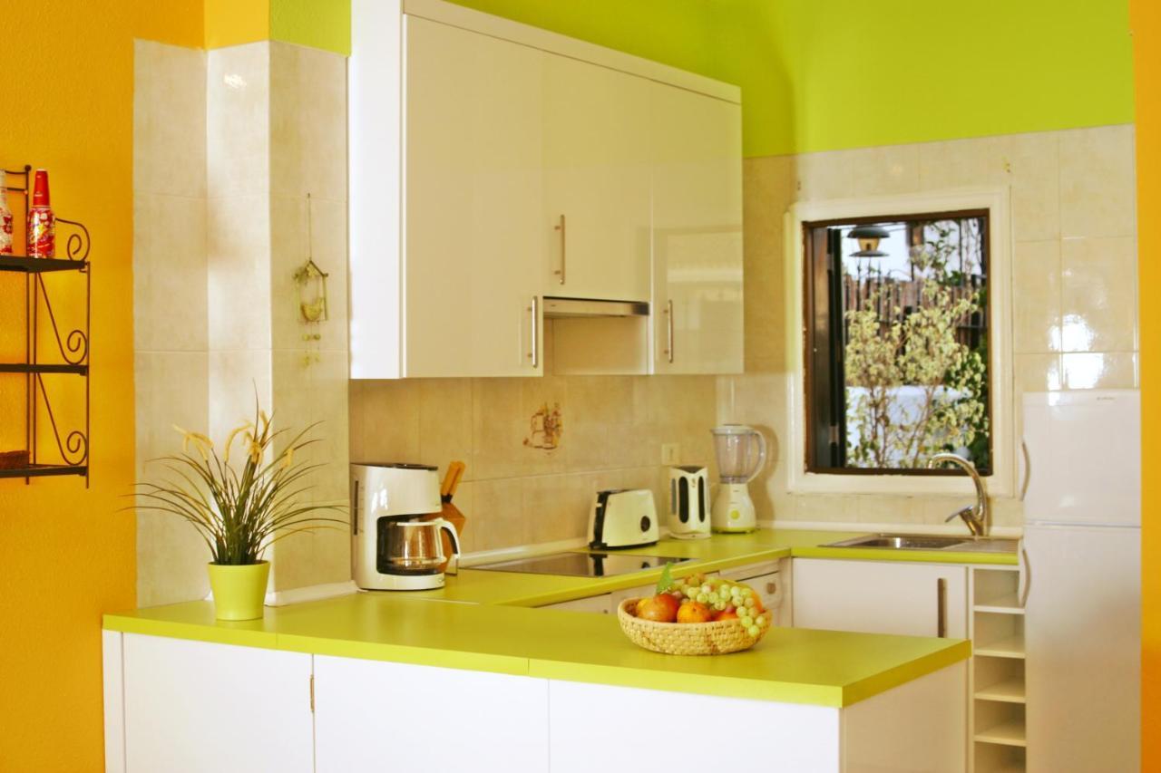 Remarkable 2-Bed House In Chayofa With Pool エクステリア 写真
